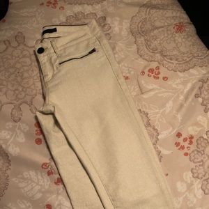 Brand New Victoria Beckham Pearl Jeans 26
